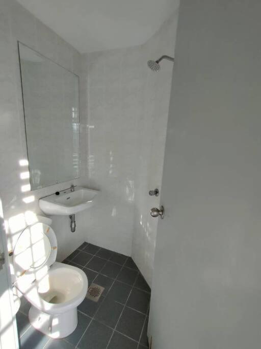 Kuching City 3Bedrooms Apartment Zewnętrze zdjęcie